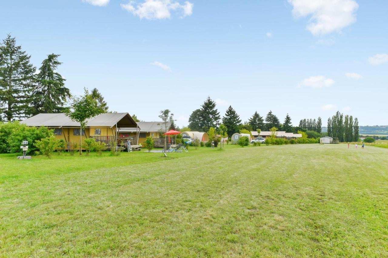 Hotel Camping De La Liez Peigney Esterno foto